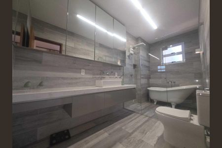 Apartamento à venda com 230m², 4 quartos e 1 vaga