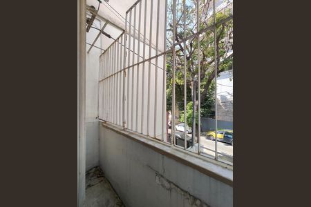 Casa à venda com 453m², 8 quartos e 1 vaga Casa à venda com 453m², 8 quartos e 1 vagaVista do Quarto 4