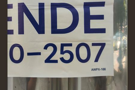 Casa à venda com 453m², 8 quartos e 1 vaga Casa à venda com 453m², 8 quartos e 1 vagaPlaca
