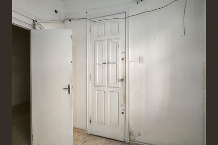 Casa à venda com 453m², 8 quartos e 1 vaga Casa à venda com 453m², 8 quartos e 1 vagaEntrada