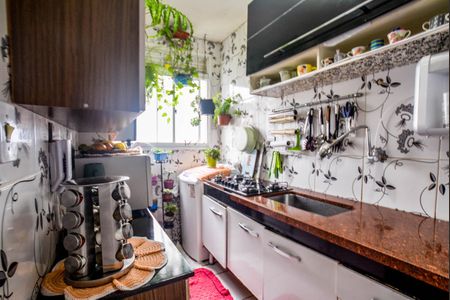 Apartamento à venda com 43m², 2 quartos e 1 vagaCozinha e Área de Serviço