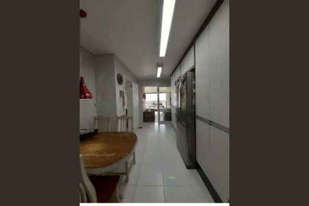 Apartamento à venda com 3 quartos, 190m² em Jardim Marajoara, São Paulo