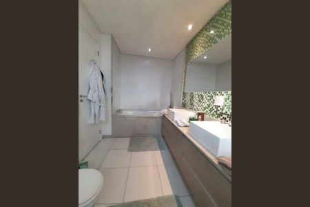 Apartamento à venda com 190m², 3 quartos e 3 vagas