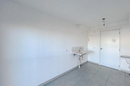 Sala de apartamento para alugar com 1 quarto, 27m² em Guaiauna, São Paulo