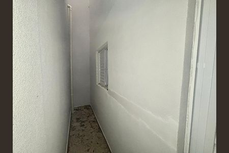 Apartamento para alugar com 44m², 2 quartos e sem vaga Apartamento para alugar com 44m², 2 quartos e sem vagaCorredor