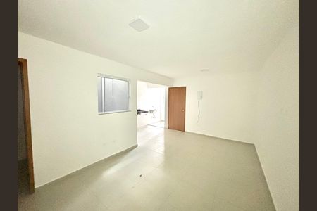 Sala  de apartamento para alugar com 2 quartos, 44m² em Água Fria, São Paulo