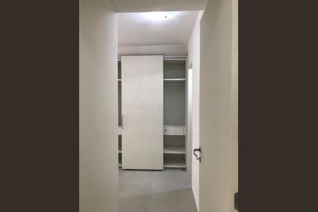 Foto 02 de apartamento à venda com 2 quartos, 71m² em Bethaville I, Barueri