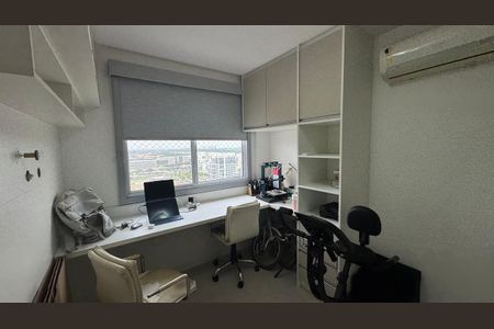 Apartamento à venda com 2 quartos, 63m² em Barra da Tijuca, Rio de Janeiro