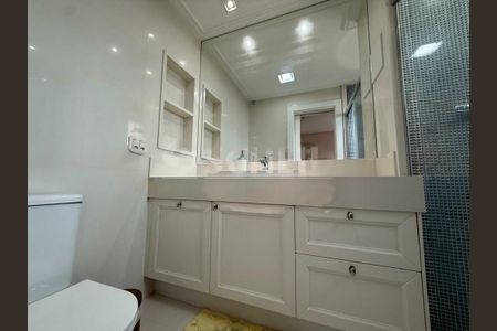 Apartamento à venda com 229m², 4 quartos e 4 vagas