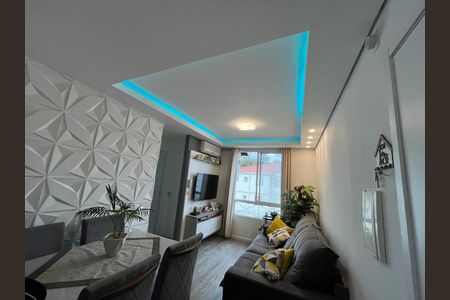 Sala de apartamento à venda com 2 quartos, 45m² em Mário Quintana, Porto Alegre