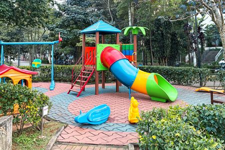 Apartamento à venda com 47m², 2 quartos e 1 vaga Apartamento à venda com 47m², 2 quartos e 1 vagaÁrea comum - Playground