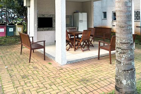 Apartamento à venda com 47m², 2 quartos e 1 vaga Apartamento à venda com 47m², 2 quartos e 1 vagaÁrea comum - Churrasqueira