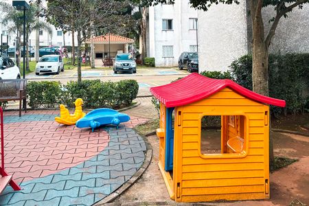 Apartamento à venda com 47m², 2 quartos e 1 vaga Apartamento à venda com 47m², 2 quartos e 1 vagaÁrea comum - Playground