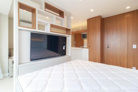 Studio para alugar com 30m², 1 quarto e 1 vaga Studio para alugar com 30m², 1 quarto e 1 vagaStudio
