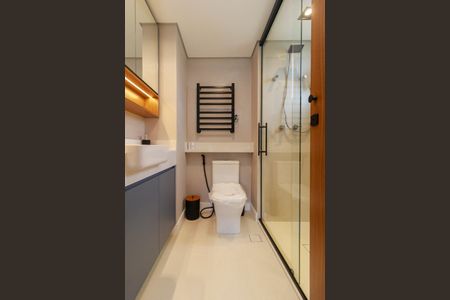 Studio para alugar com 30m², 1 quarto e 1 vaga Studio para alugar com 30m², 1 quarto e 1 vagaBanheiro