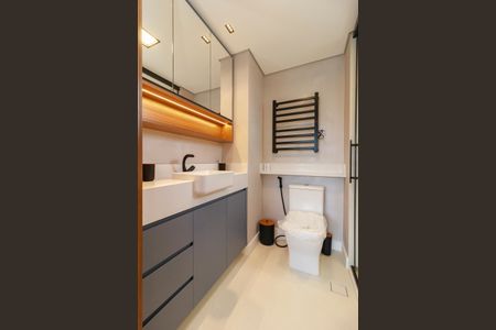 Studio para alugar com 30m², 1 quarto e 1 vaga Studio para alugar com 30m², 1 quarto e 1 vagaBanheiro