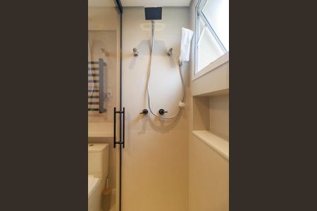Studio para alugar com 30m², 1 quarto e 1 vaga Studio para alugar com 30m², 1 quarto e 1 vagaBanheiro