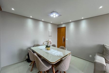 Apartamento à venda com 60m², 2 quartos e 1 vagaSala de Jantar