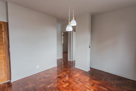 Apartamento para alugar com 75m², 2 quartos e 1 vaga Apartamento para alugar com 75m², 2 quartos e 1 vagaSala