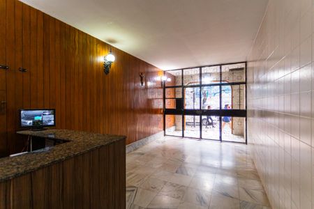 Apartamento para alugar com 75m², 2 quartos e 1 vaga Apartamento para alugar com 75m², 2 quartos e 1 vagaHall de entrada