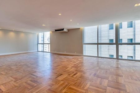 Apartamento à venda com 6 quartos, 250m² em Santa Cecilia, São Paulo