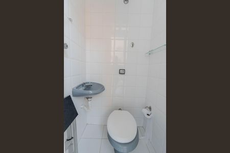 Apartamento à venda com 96m², 3 quartos e sem vaga Apartamento à venda com 96m², 3 quartos e sem vagaBanheiro
