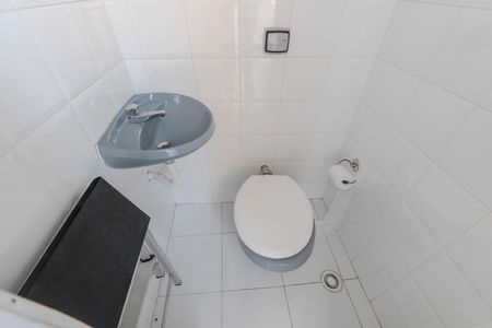 Apartamento à venda com 96m², 3 quartos e sem vaga Apartamento à venda com 96m², 3 quartos e sem vagaBanheiro