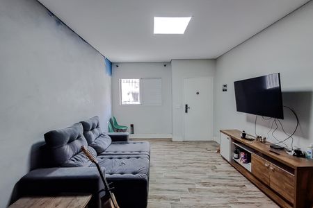 Sala de casa para alugar com 2 quartos, 120m² em Cambuci, São Paulo