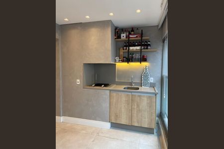 Apartamento à venda com 79m², 2 quartos e 1 vaga Apartamento à venda com 79m², 2 quartos e 1 vagaVaranda