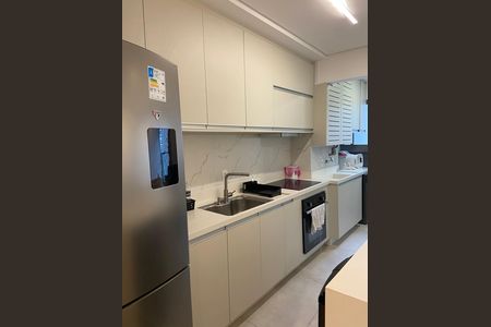 Apartamento à venda com 79m², 2 quartos e 1 vaga Apartamento à venda com 79m², 2 quartos e 1 vagaCozinha