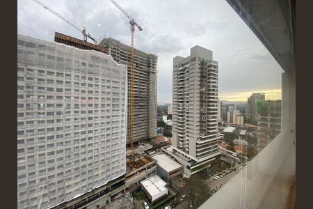 Apartamento à venda com 79m², 2 quartos e 1 vaga Apartamento à venda com 79m², 2 quartos e 1 vagaVaranda -vista