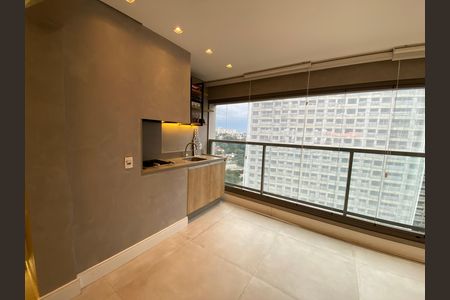 Apartamento à venda com 79m², 2 quartos e 1 vaga Apartamento à venda com 79m², 2 quartos e 1 vagaVaranda