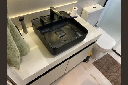 Apartamento à venda com 79m², 2 quartos e 1 vaga Apartamento à venda com 79m², 2 quartos e 1 vagaQuarto 2 banheiro