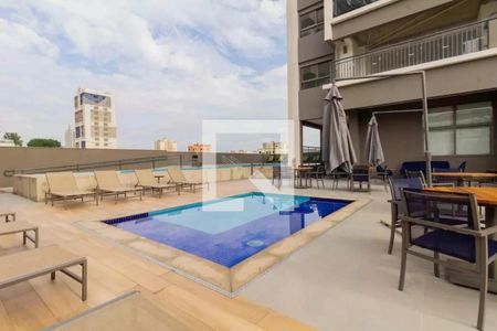 Studio para alugar com 27m², 1 quarto e sem vaga Studio para alugar com 27m², 1 quarto e sem vagaPiscina