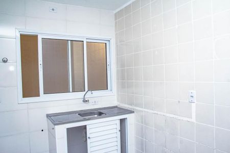 Casa para alugar com 40m², 1 quarto e sem vaga