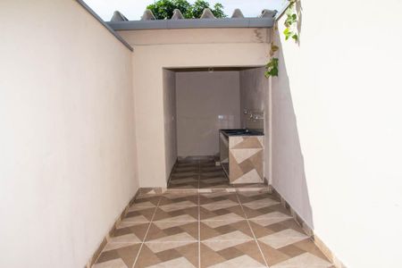 Casa para alugar com 40m², 1 quarto e sem vaga