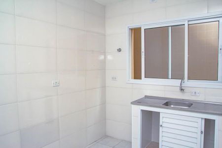 Casa para alugar com 40m², 1 quarto e sem vaga
