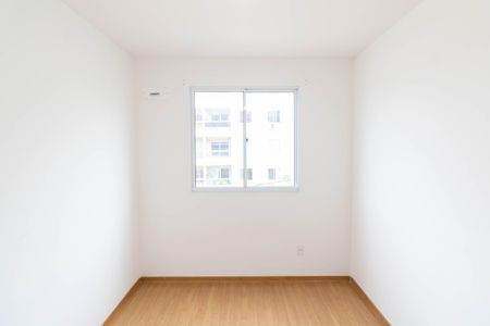 Quarto 1 de apartamento para alugar com 2 quartos, 42m² em Inhoaíba, Rio de Janeiro