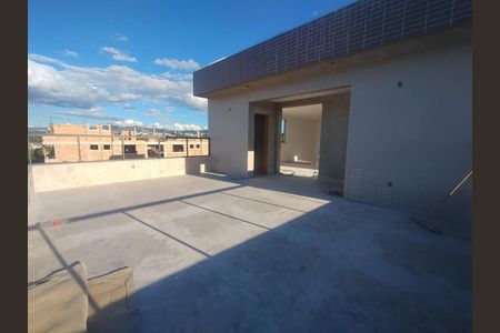 Apartamento à venda com 130m², 4 quartos e 4 vagasFoto 03