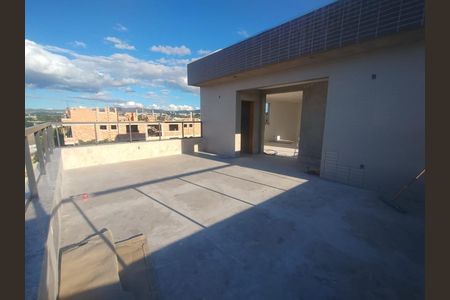 Apartamento à venda com 130m², 4 quartos e 4 vagasFoto 02
