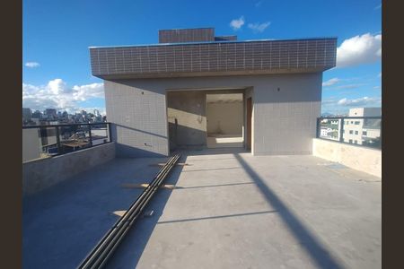 Apartamento à venda com 130m², 4 quartos e 4 vagasFoto 01