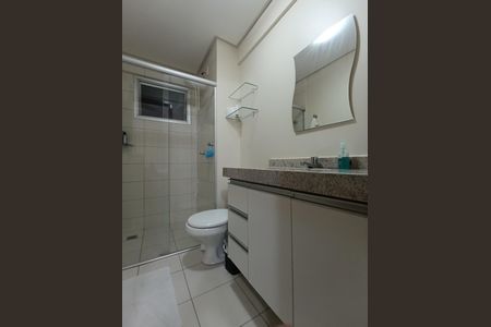 Banheiro  de apartamento para alugar com 2 quartos, 65m² em Jardim Goiás, Goiânia