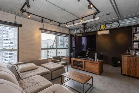 Apartamento à venda com 2 quartos, 70m² em Campo Belo, São Paulo