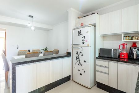 Casa à venda com 96m², 3 quartos e 3 vagas