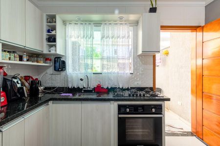 Casa à venda com 96m², 3 quartos e 3 vagas