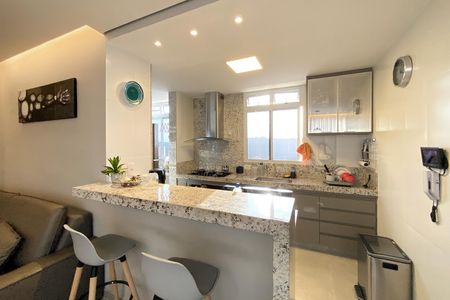 Apartamento à venda com 65m², 2 quartos e 2 vagas