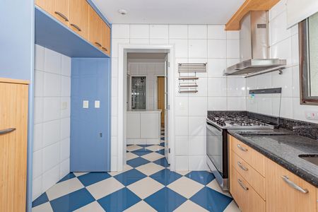 Apartamento à venda com 280m², 8 quartos e 4 vagas