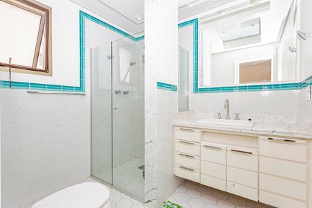Apartamento à venda com 280m², 8 quartos e 4 vagas