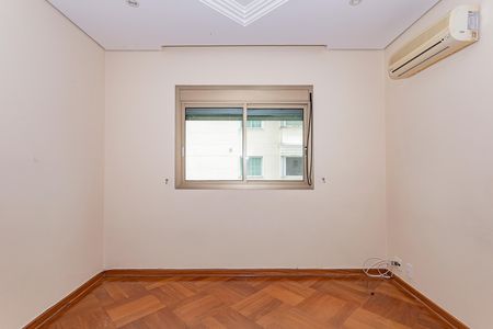 Apartamento à venda com 280m², 8 quartos e 4 vagas