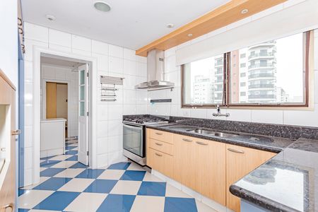 Apartamento à venda com 280m², 8 quartos e 4 vagas